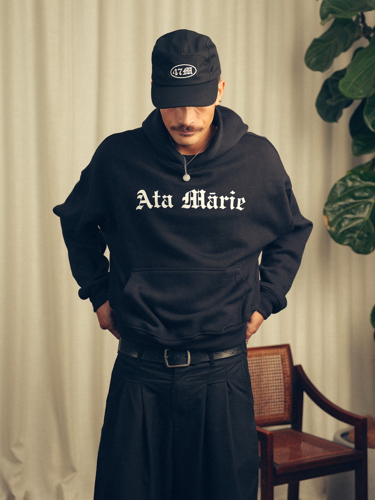 Mens Black Ata Mārie Heavyweight Hood