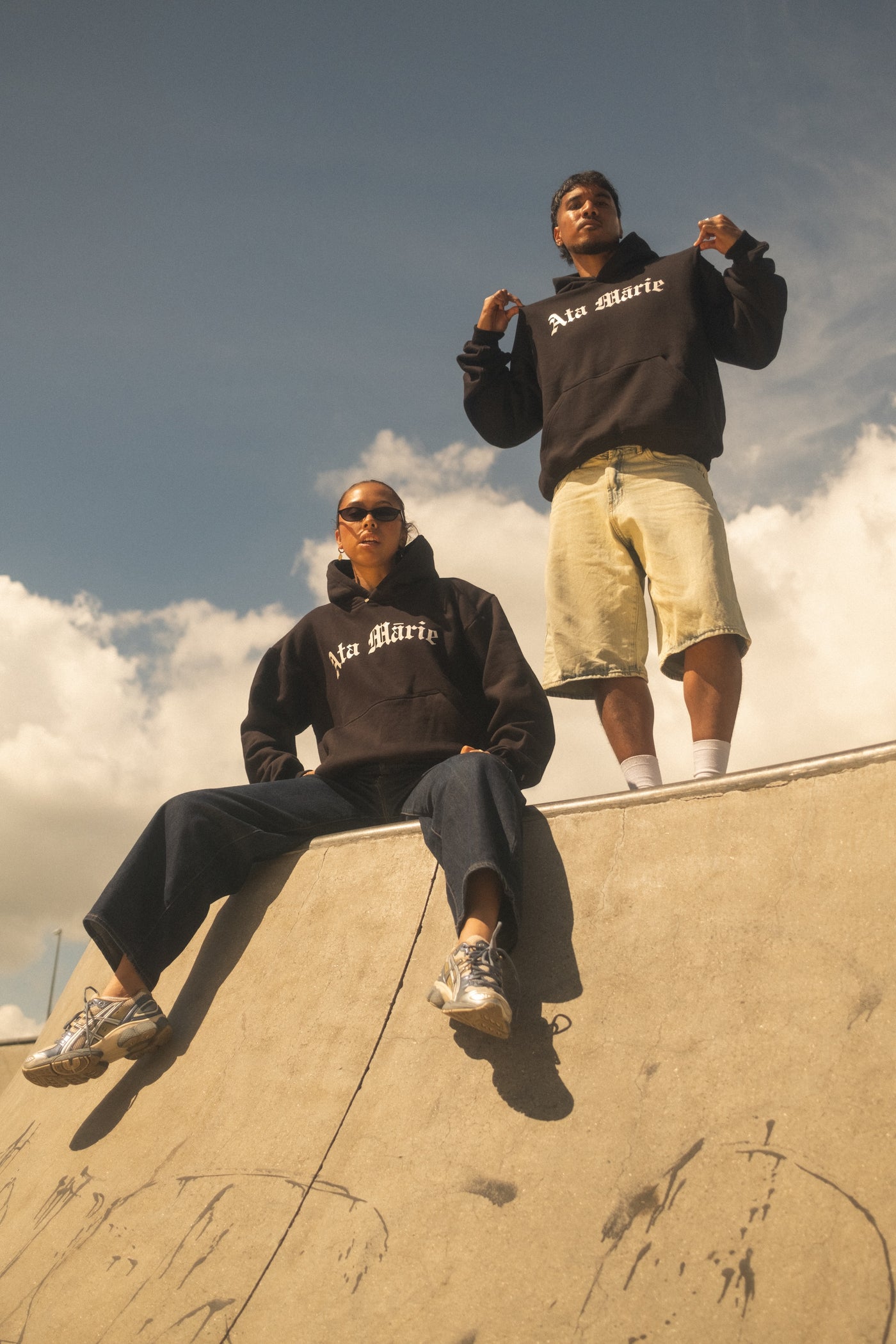 Womens Black Ata Mārie Heavyweight Hood