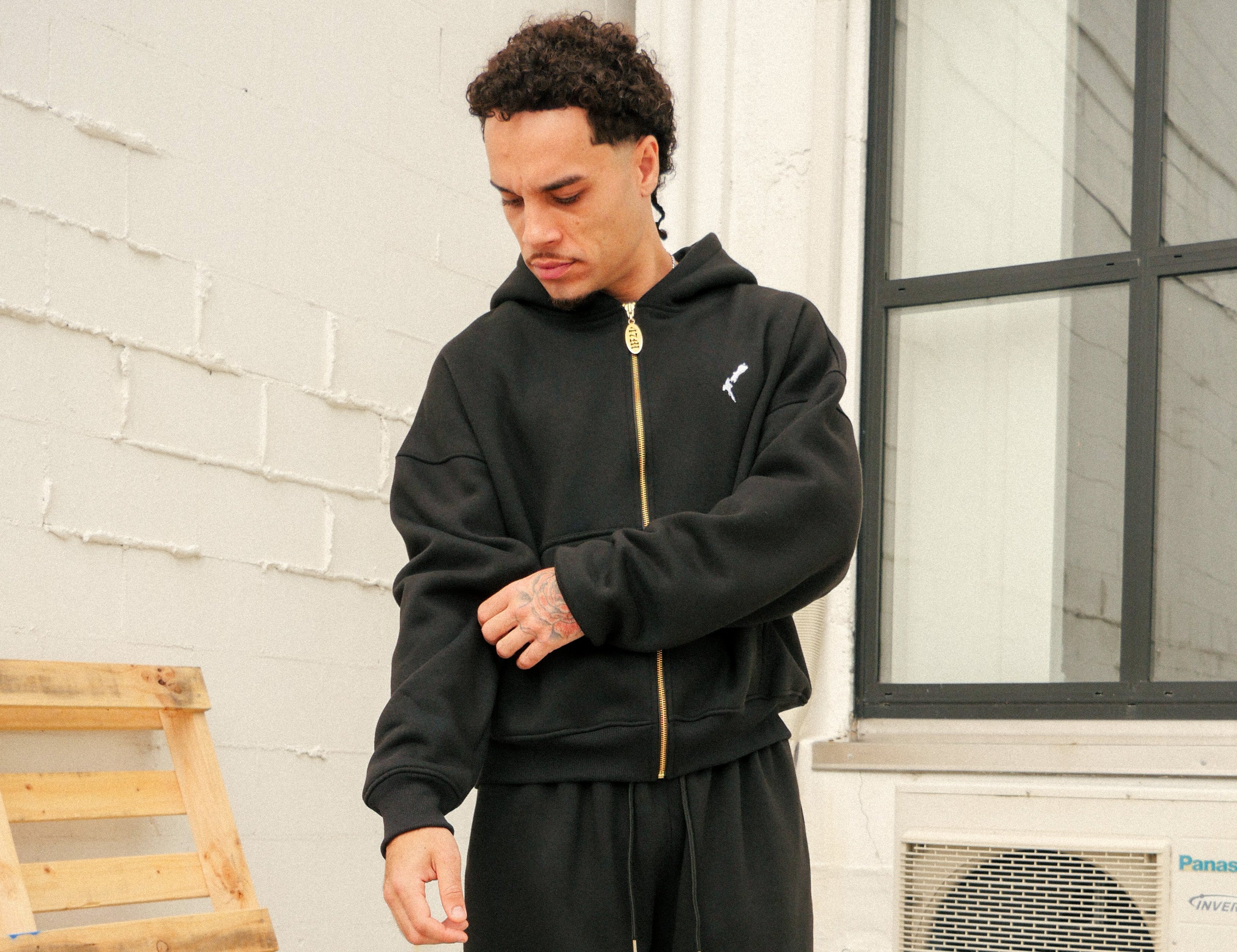 Mens Black Aotearoa Heavyweight Zip Hood